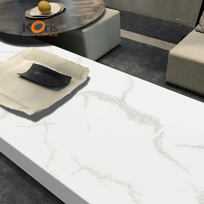 Akril bərk səth tezgahlarında cızıqları təmir edə bilərsiniz